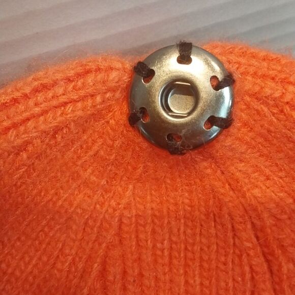 Anthropology Ribbed Knit  Beanie Cap...NEW...ONE SIZE - Picture 4 of 7